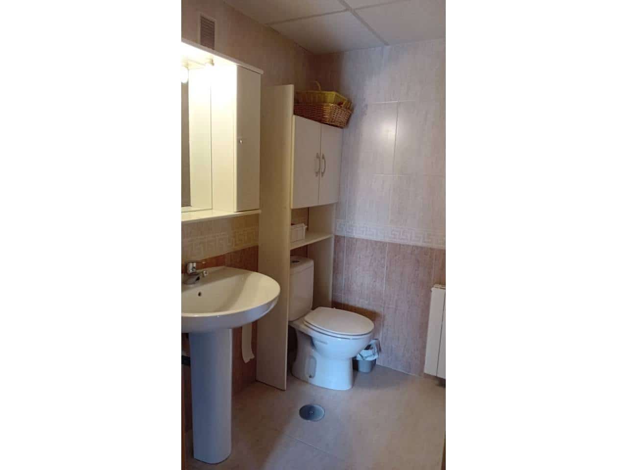 3 quarto Apartamento para arrendar em Granada cidade com piscina garagem - 1 000 € (Ref: 9819764)