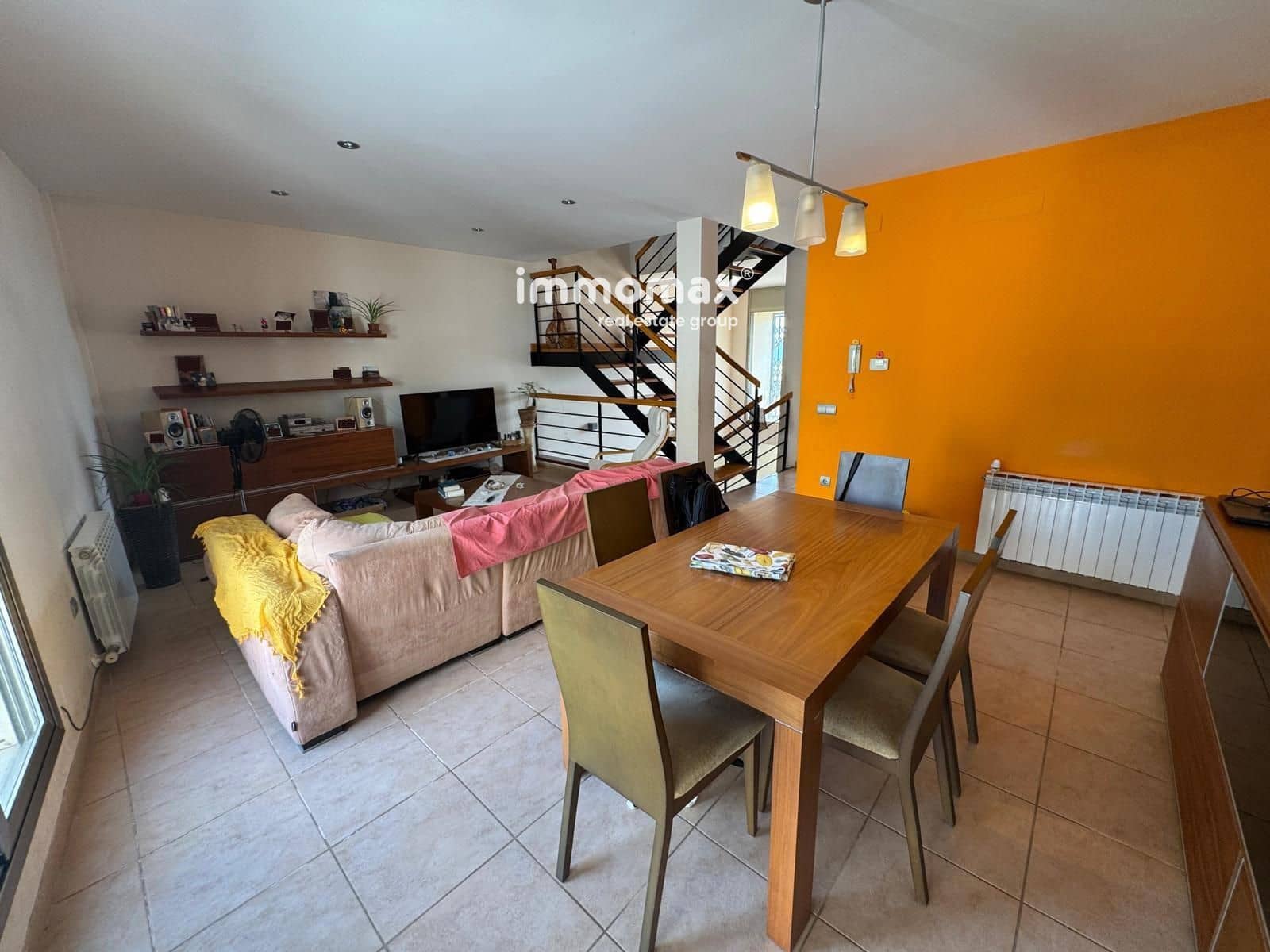 3 bedroom Townhouse for sale in El Mila - € 320,000 (Ref: 10007761)