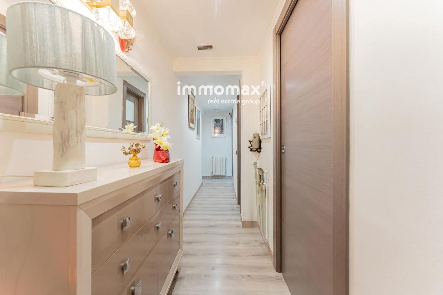 3 bedroom Flat for sale in Viladecans with garage - € 320,000 (Ref: 10043501)