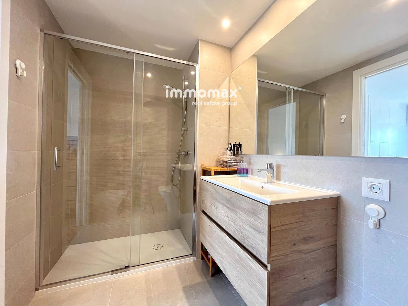 3 Zimmer Wohnung zu verkaufen in Vilanova i la Geltru mit Pool Garage - 434.000 € (Ref: 10044198)