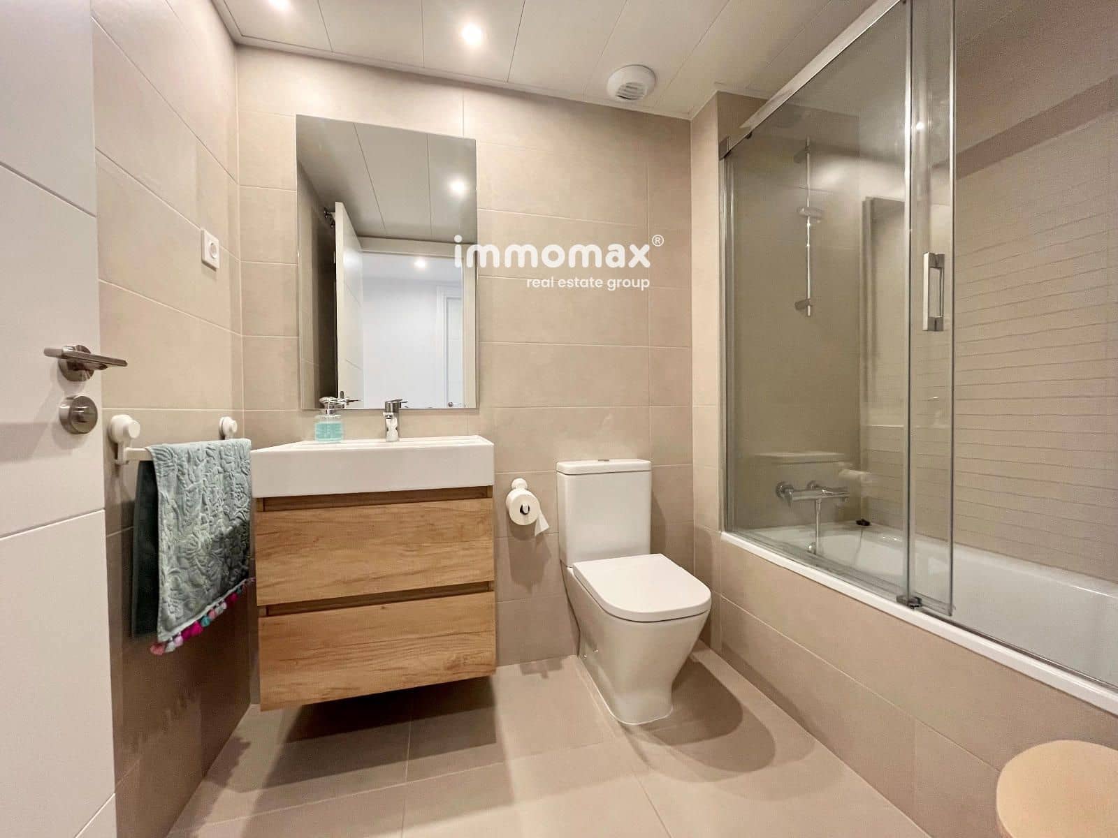 3 Zimmer Wohnung zu verkaufen in Vilanova i la Geltru mit Pool Garage - 434.000 € (Ref: 10044198)