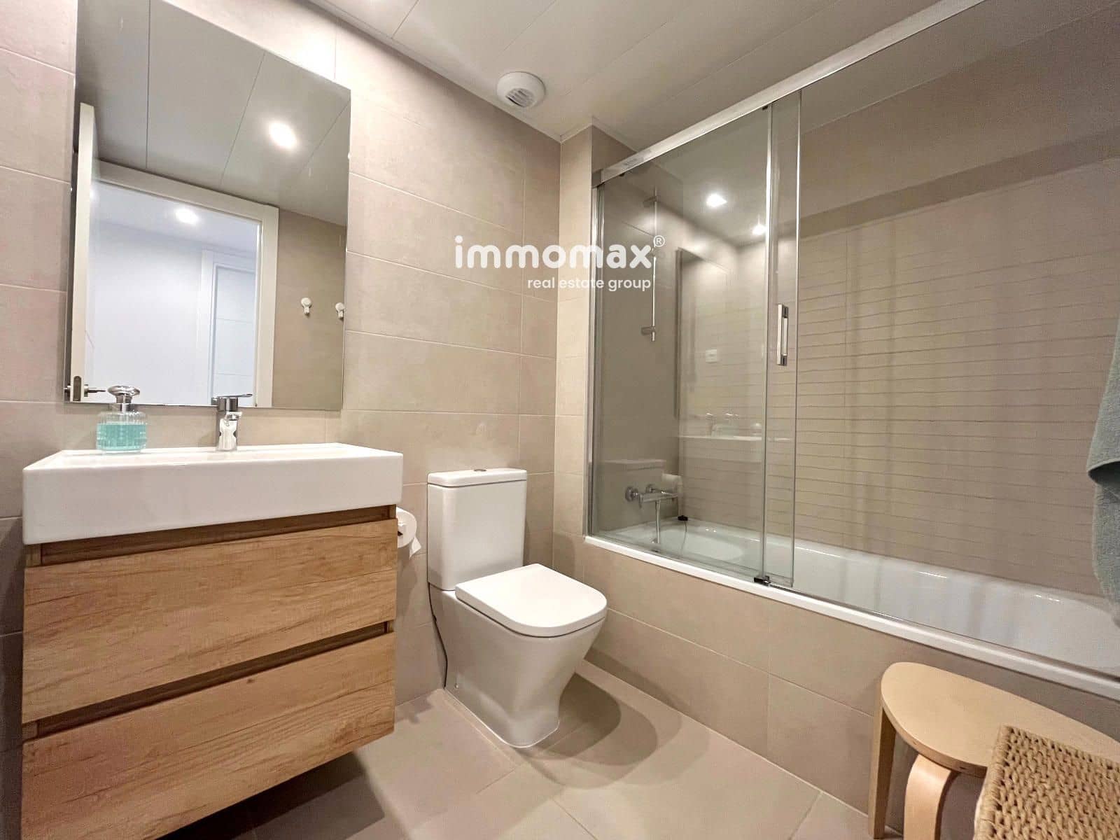 3 Zimmer Wohnung zu verkaufen in Vilanova i la Geltru mit Pool Garage - 434.000 € (Ref: 10044198)