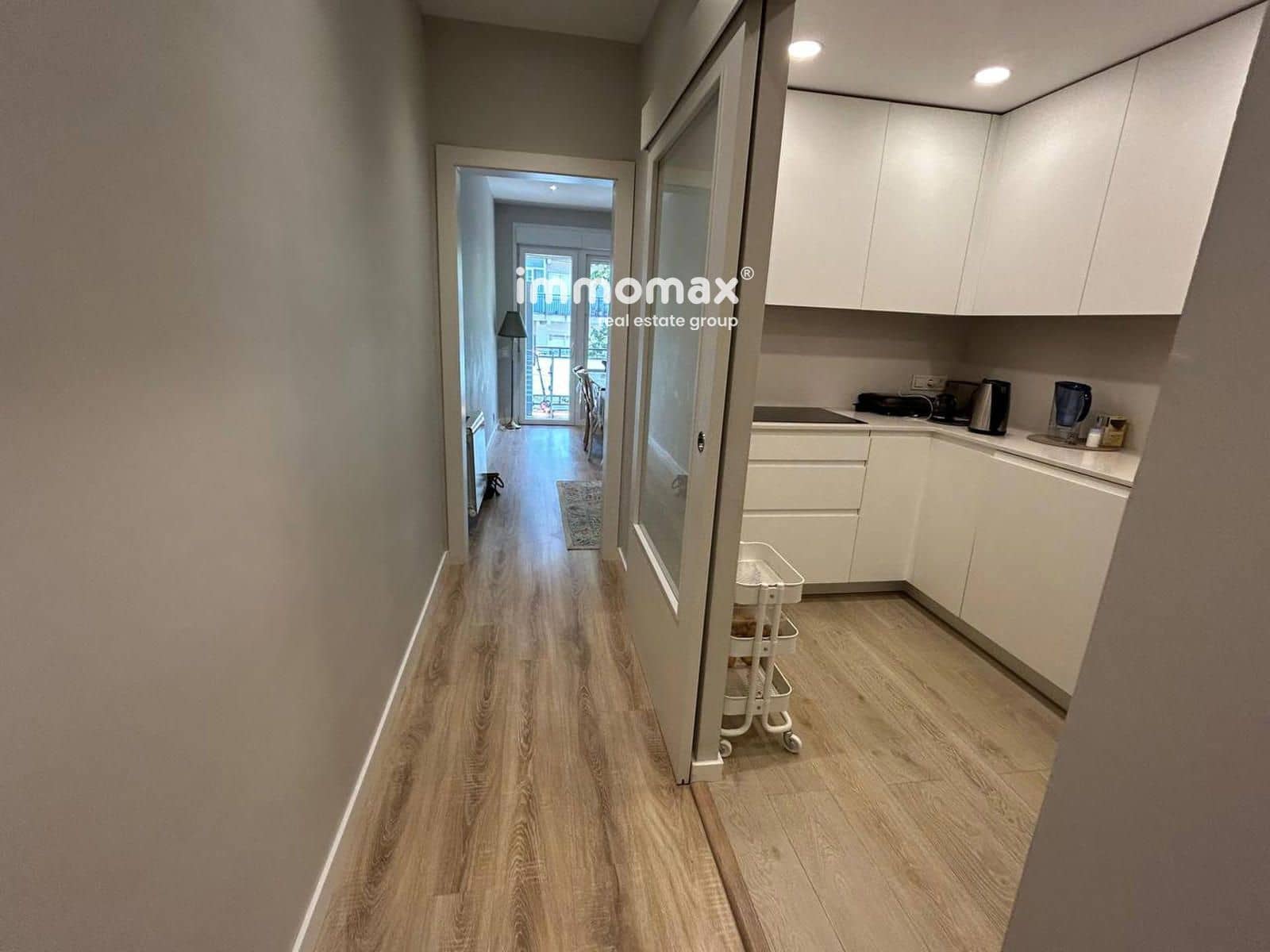 3 slaapkamer Flat te huur in Barcelona stad - € 2.500 (Ref: 10044199)
