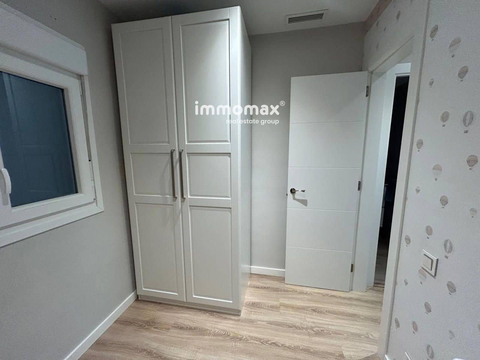 3 slaapkamer Flat te huur in Barcelona stad - € 2.500 (Ref: 10044199)