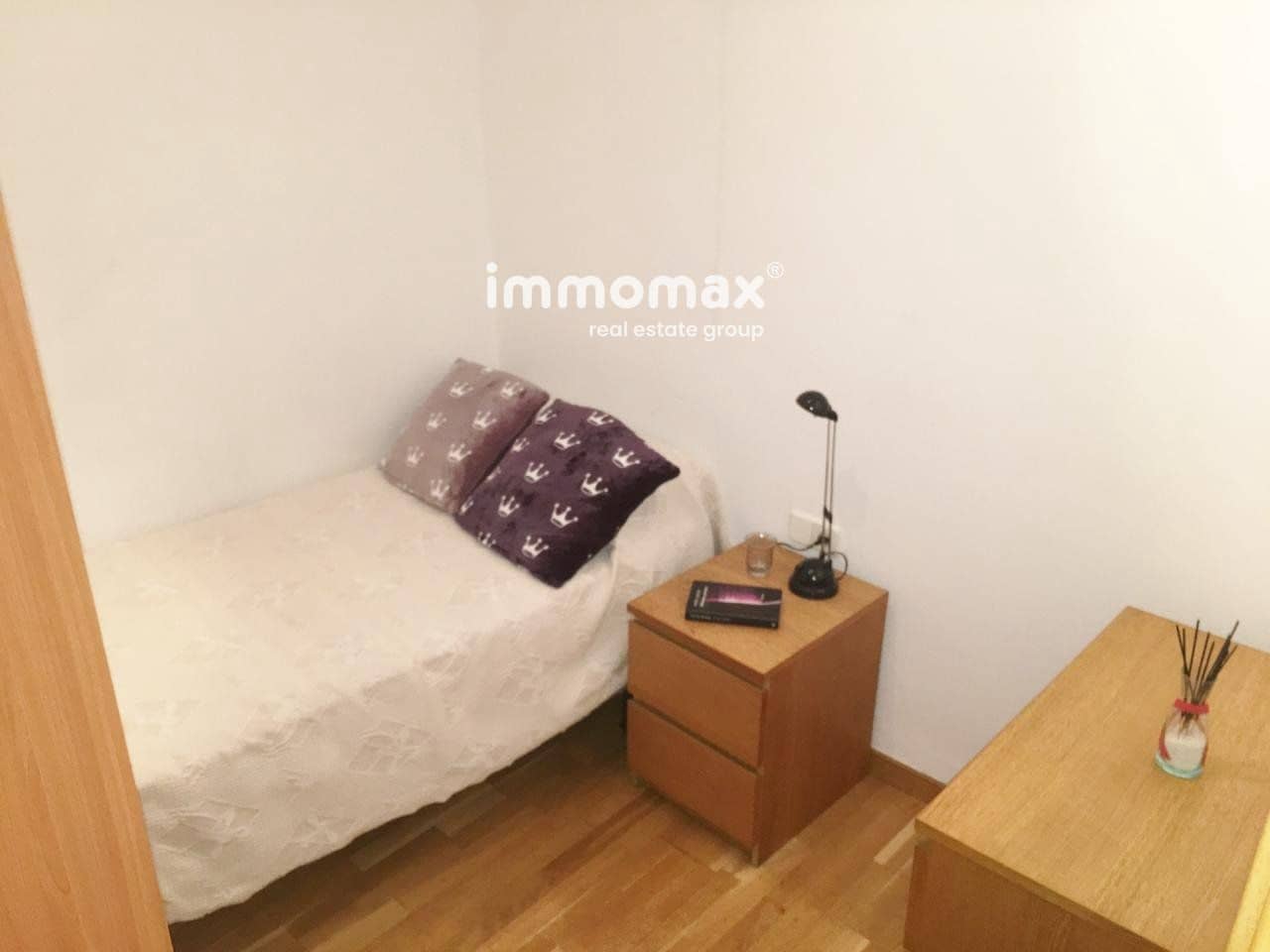 2 bedroom Flat for sale in Barcelona city - € 220,000 (Ref: 10045489)