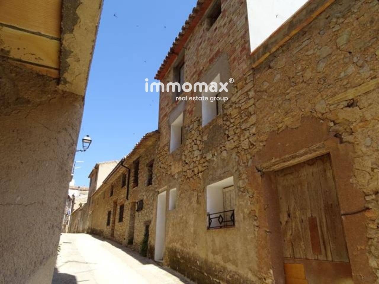 4 bedroom Villa for rent in Pauls - € 400 (Ref: 10045764)