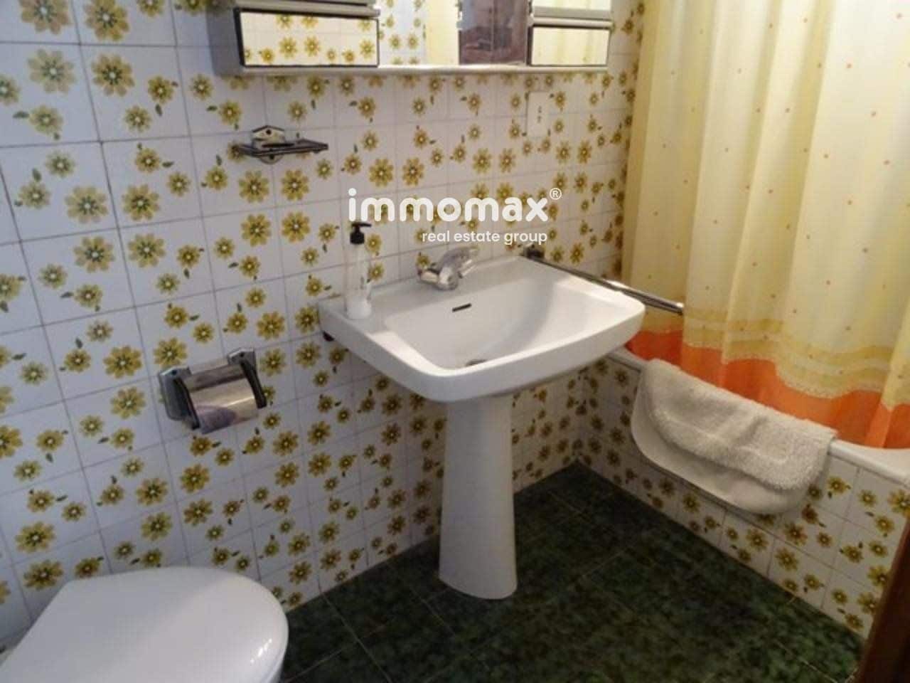 4 bedroom Villa for rent in Pauls - € 400 (Ref: 10045764)