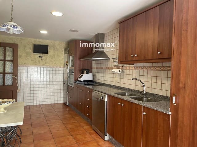 4 slaapkamer Villa te koop in Xerta met garage - € 283.500 (Ref: 10045873)