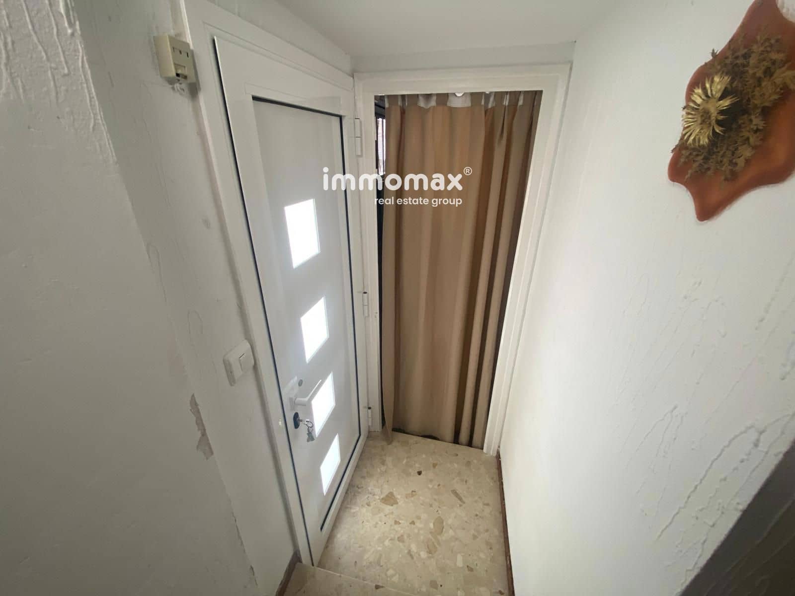 5 soveværelse Villa til salg i Benifallet med garage - € 132.000 (Ref: 10052003)