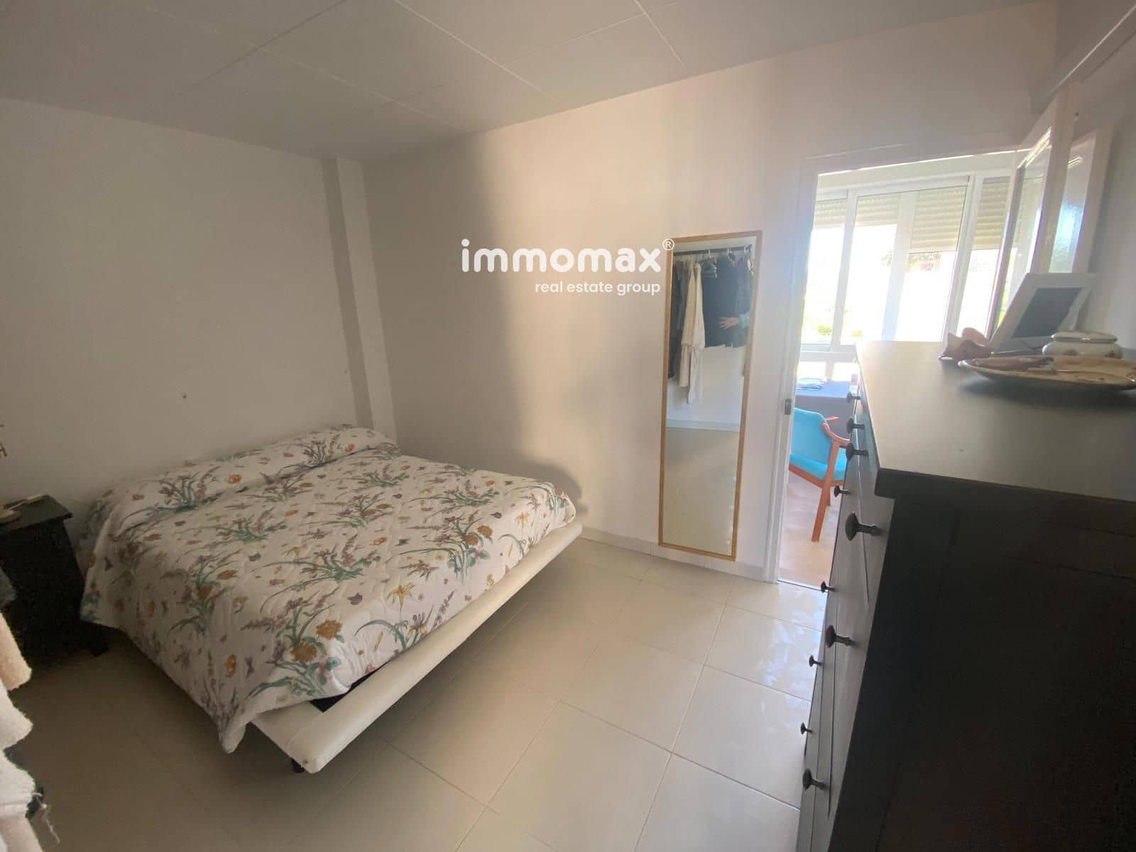 5 soveværelse Villa til salg i Benifallet med garage - € 132.000 (Ref: 10052003)