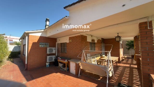 3 Zimmer Villa zu verkaufen in Lliçà d'Amunt mit Pool Garage - 320.000 € (Ref: 10077266)