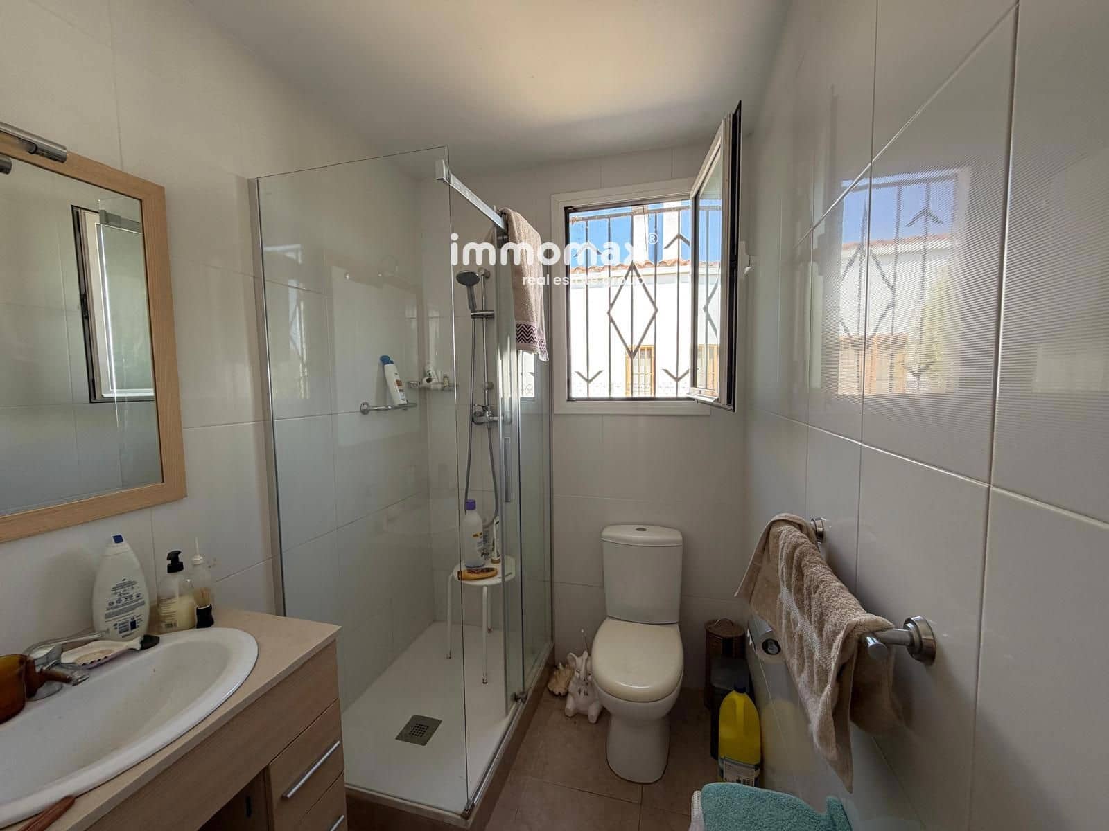 2 makuuhuone Huvila myytävänä paikassa Aldover mukana uima-altaan - 160 000 € (Ref: 10082010)