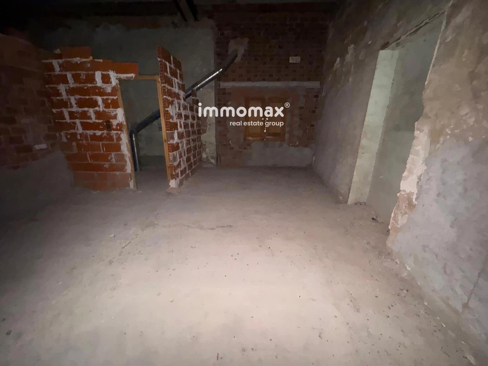 6 sovrum Villa till salu i Piera med garage - 175 000 € (Ref: 10099426)