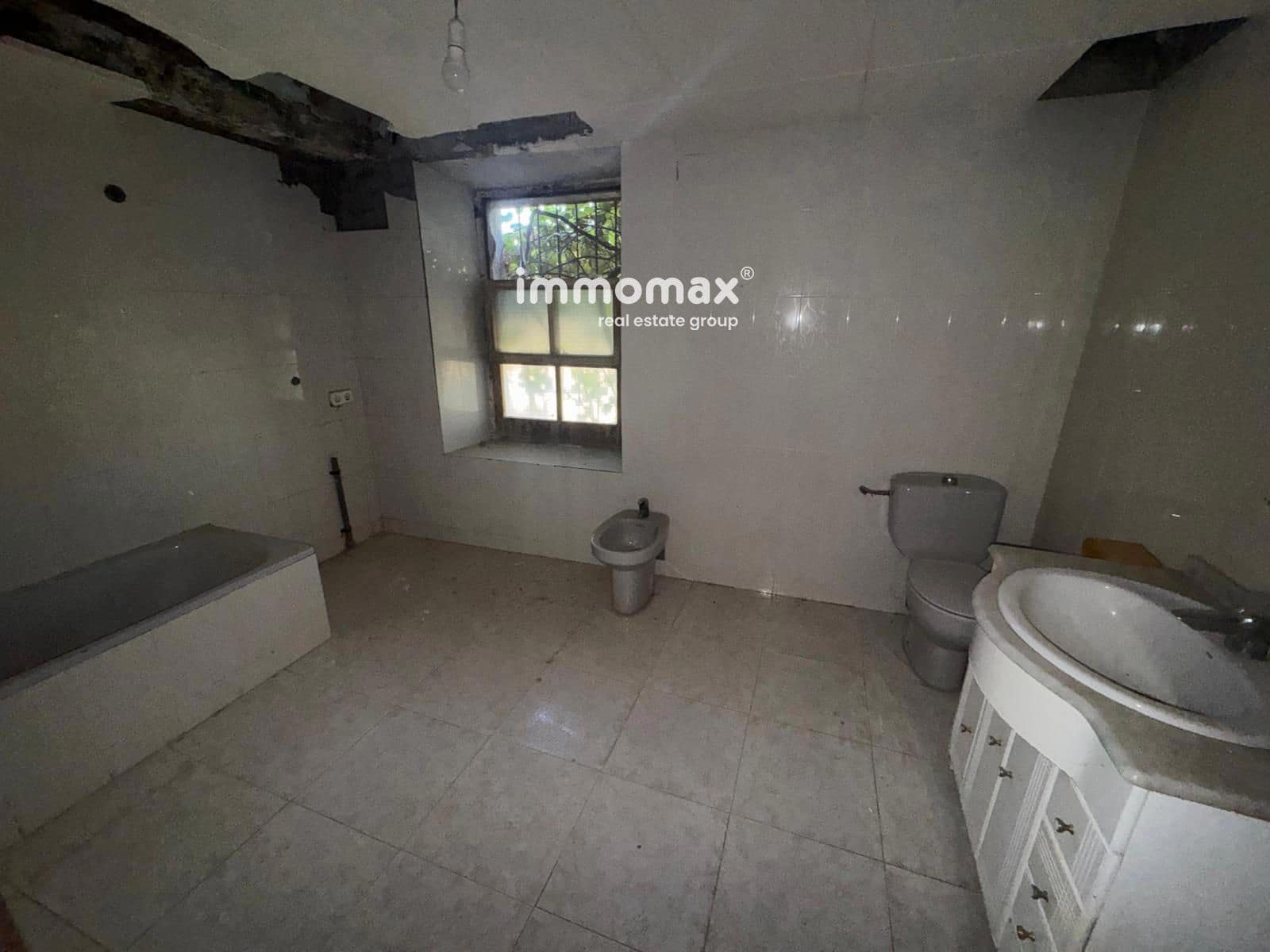6 sovrum Villa till salu i Piera med garage - 175 000 € (Ref: 10099426)