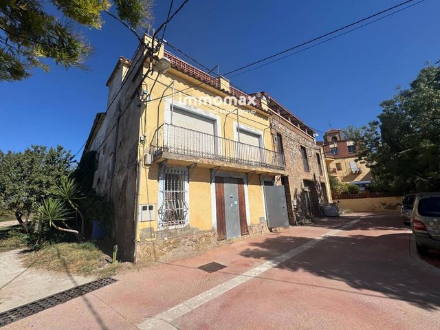 6 sovrum Villa till salu i Piera med garage - 175 000 € (Ref: 10099426)