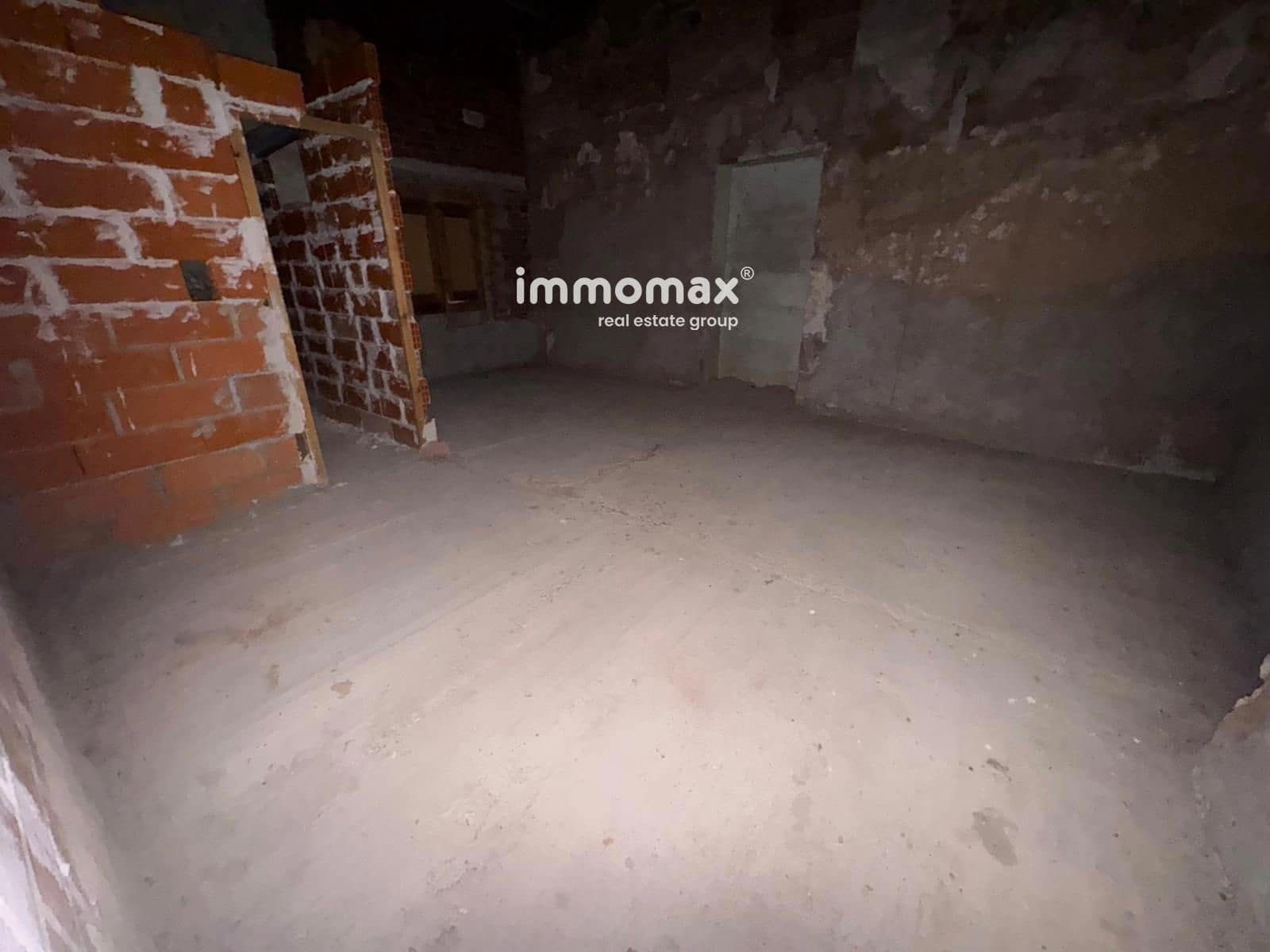 6 sovrum Villa till salu i Piera med garage - 175 000 € (Ref: 10099426)