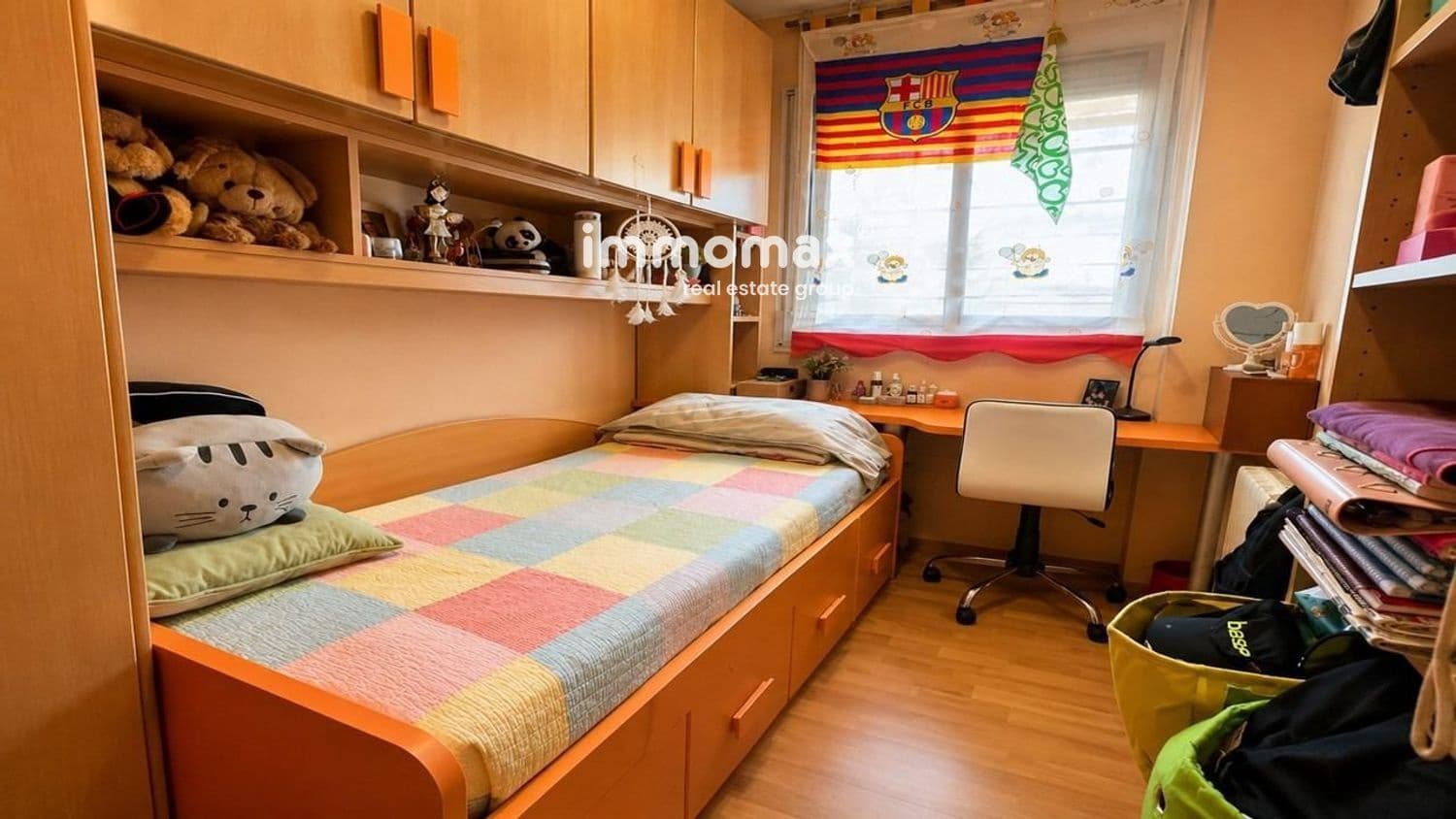 3 bedroom Flat for sale in Sant Feliu de Llobregat with garage - € 385,000 (Ref: 10101175)