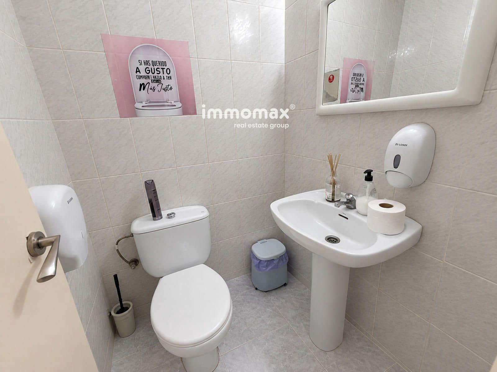 Kommersiell att hyra i Viladecans - 750 € (Ref: 10101176)