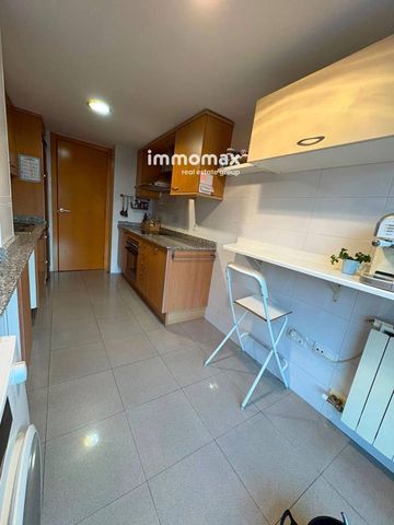 4 soveværelse Lejlighed til leje i Esplugues de Llobregat med garage - € 1.900 (Ref: 10104309)