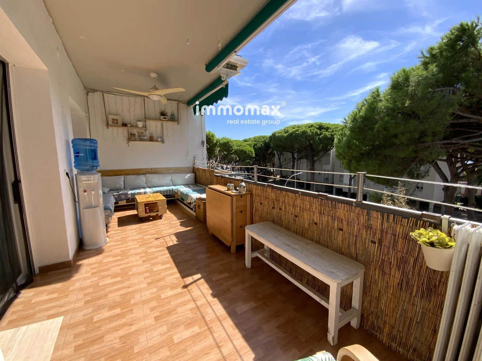 2 bedroom Flat for sale in Castelldefels with garage - € 433,000 (Ref: 10120304)