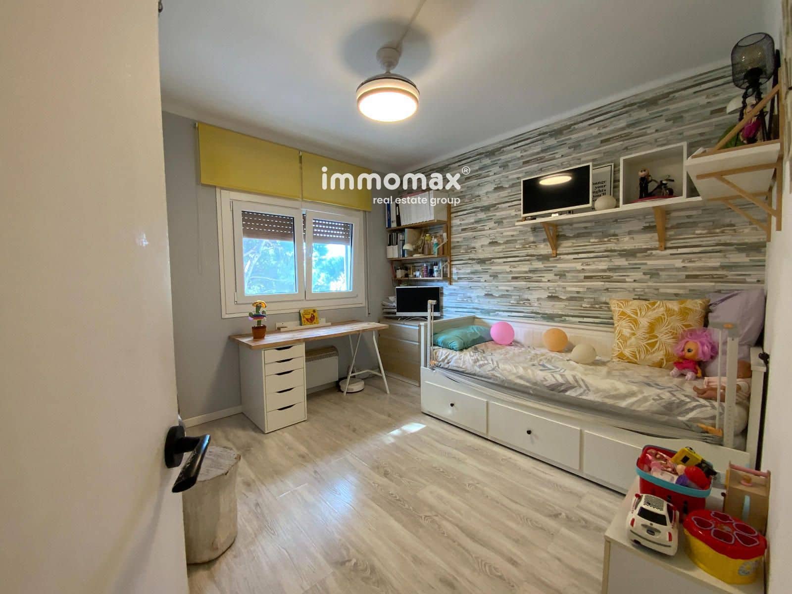 2 bedroom Flat for sale in Castelldefels with garage - € 433,000 (Ref: 10120304)