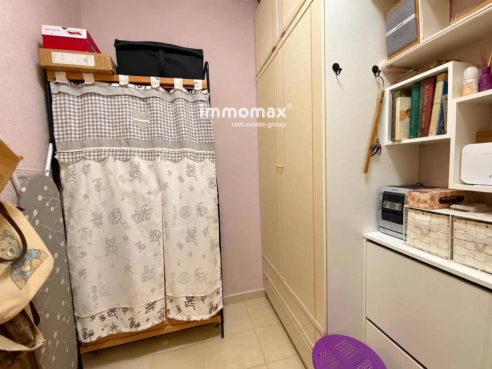 Piso de 3 habitaciones en L'Hospitalet de Llobregat en venta con garaje - 335.000 € (Ref: 10121062)