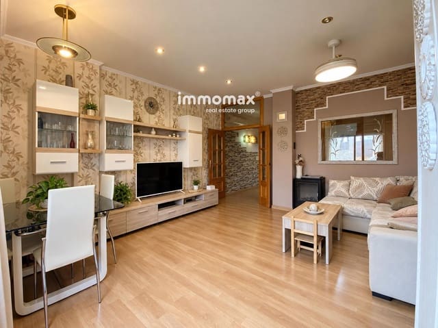 Piso de 3 habitaciones en L'Hospitalet de Llobregat en venta con garaje - 335.000 € (Ref: 10121062)