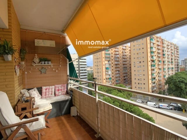 Piso de 3 habitaciones en L'Hospitalet de Llobregat en venta con garaje - 335.000 € (Ref: 10121062)