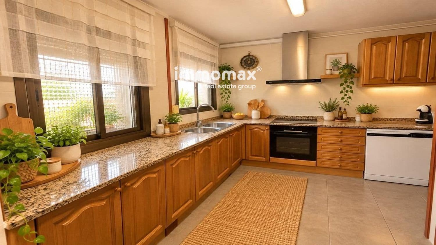 5 soveværelse Lejlighed til salg i Sant Feliu de Llobregat - € 597.400 (Ref: 10125015)