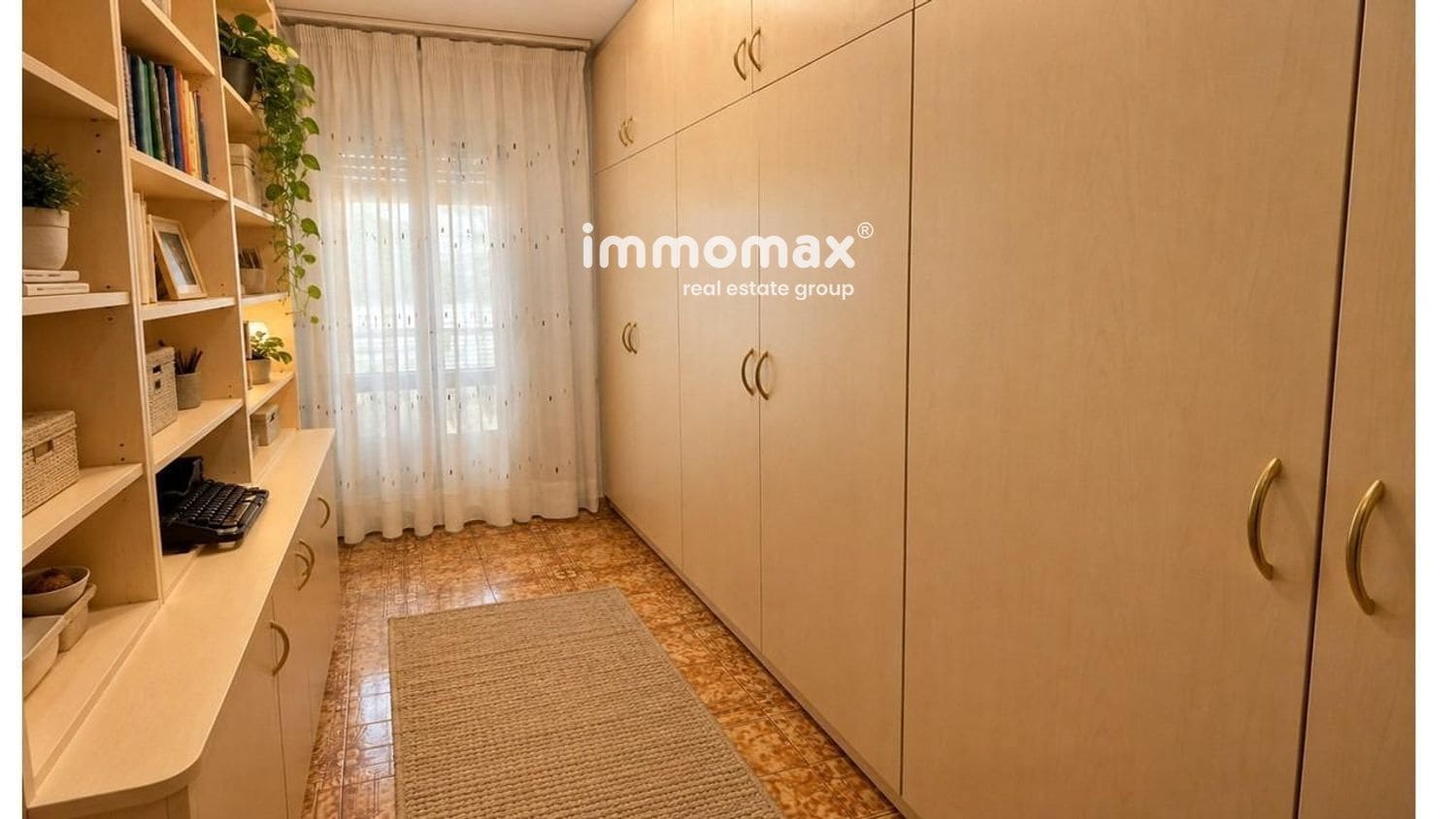Piso de 3 habitaciones en Barcelona ciudad en venta - 278.400 € (Ref: 10130447)