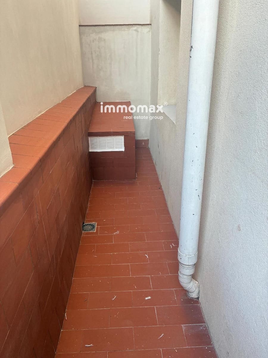 3 makuuhuone Asunto myytävänä paikassa L'Hospitalet de Llobregat - 265 000 € (Ref: 10145338)