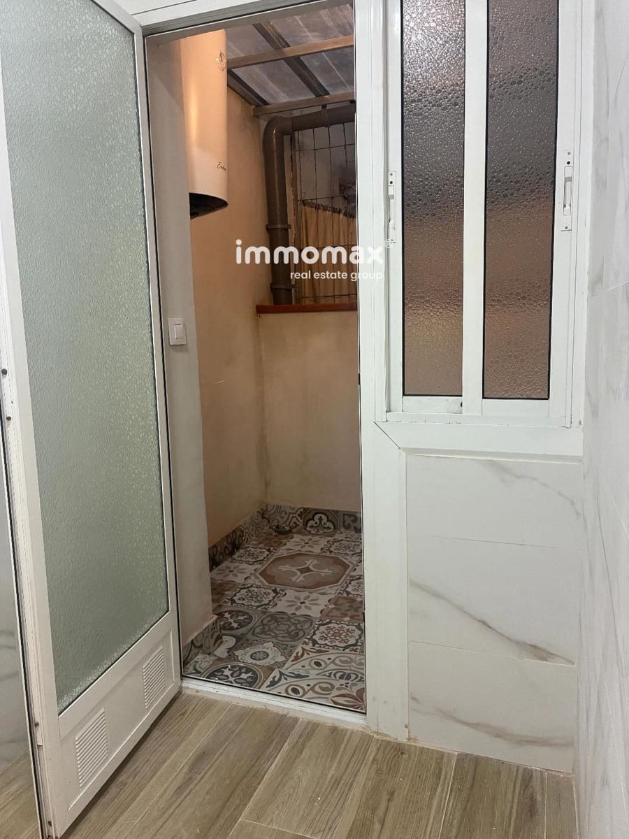3 makuuhuone Asunto myytävänä paikassa L'Hospitalet de Llobregat - 265 000 € (Ref: 10145338)
