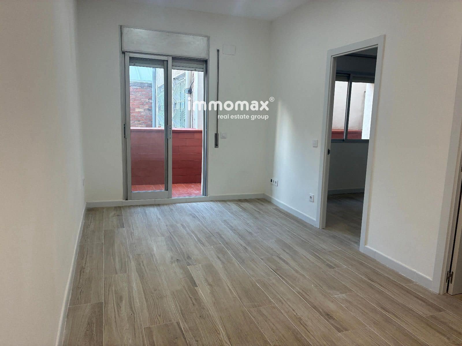 3 makuuhuone Asunto myytävänä paikassa L'Hospitalet de Llobregat - 265 000 € (Ref: 10145338)