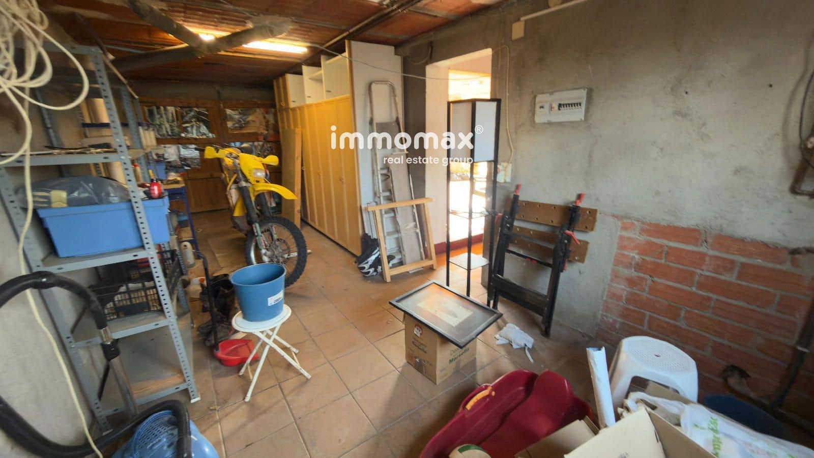 Chalet de 3 habitaciones en Lliçà d'Amunt en venta con piscina garaje - 299.900 € (Ref: 10160277)