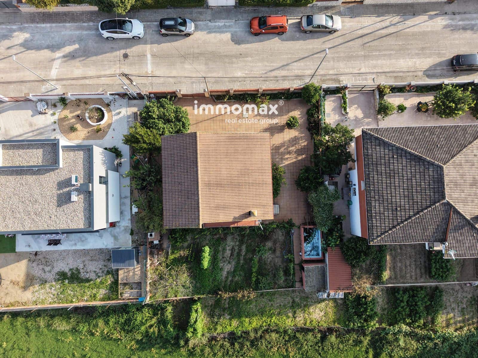 Chalet de 3 habitaciones en Lliçà d'Amunt en venta con piscina garaje - 299.900 € (Ref: 10160277)