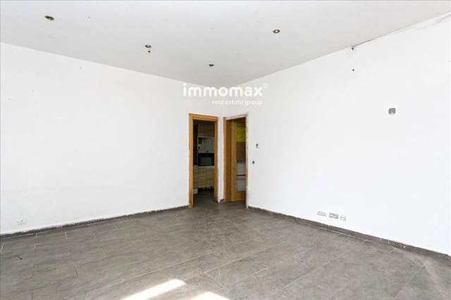 3 soveværelse Villa til salg i El Pont de Vilomara i Rocafort med garage - € 175.000 (Ref: 10167109)