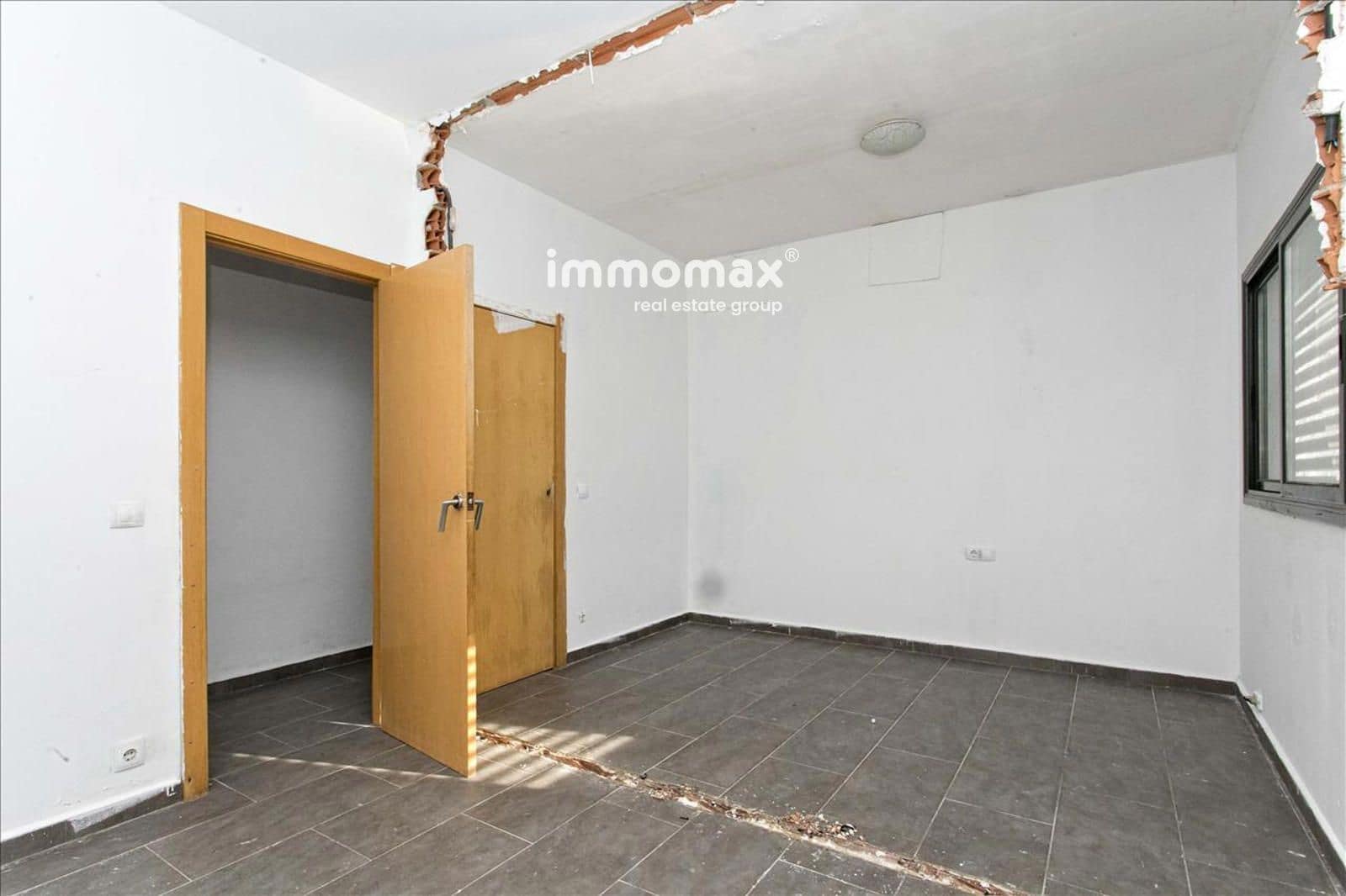 3 soverom Villa til salgs i El Pont de Vilomara i Rocafort med garasje - € 175 000 (Ref: 10167109)