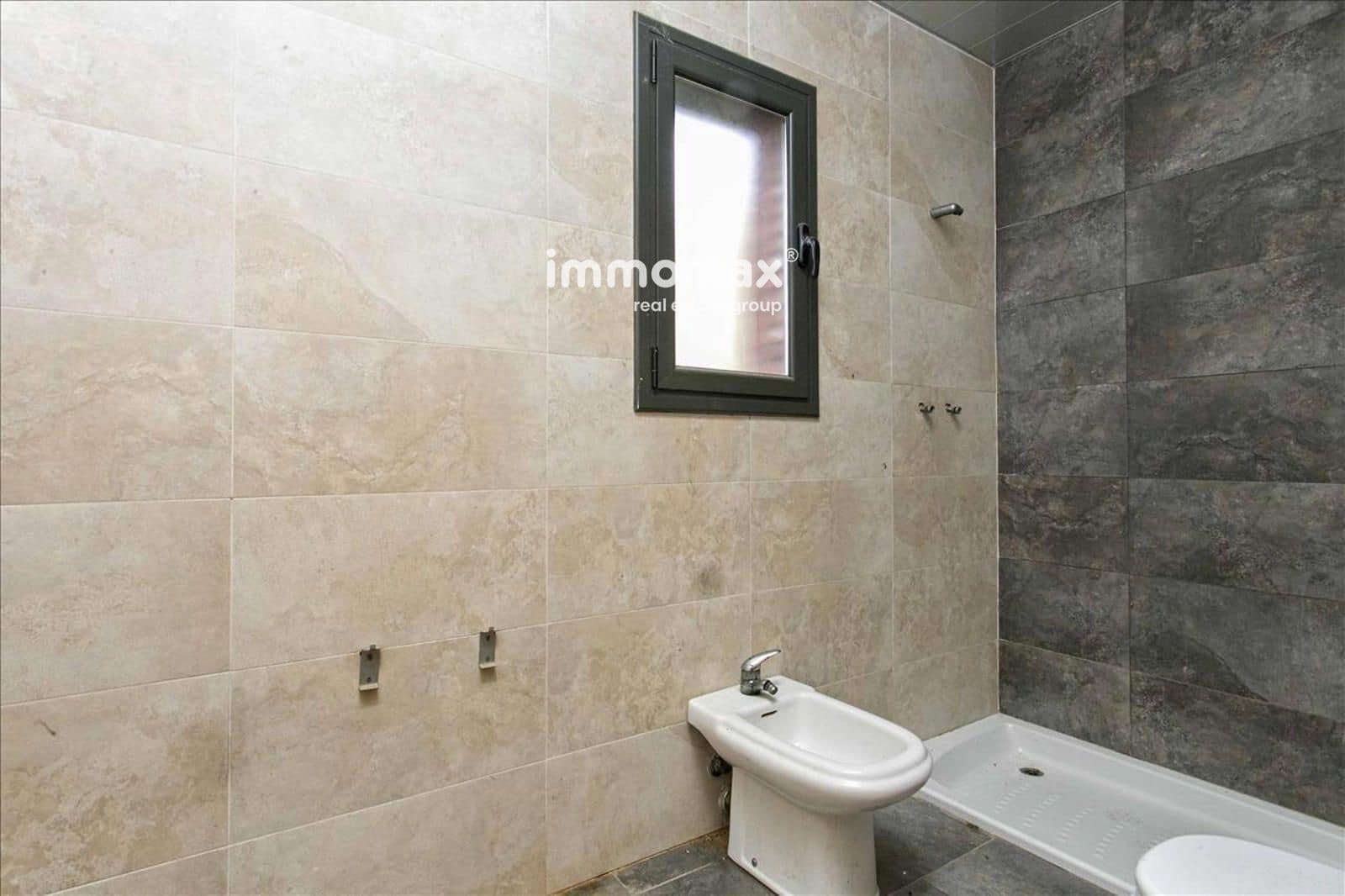3 soverom Villa til salgs i El Pont de Vilomara i Rocafort med garasje - € 175 000 (Ref: 10167109)