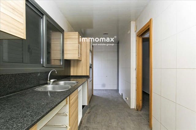 3 soveværelse Villa til salg i El Pont de Vilomara i Rocafort med garage - € 175.000 (Ref: 10167109)