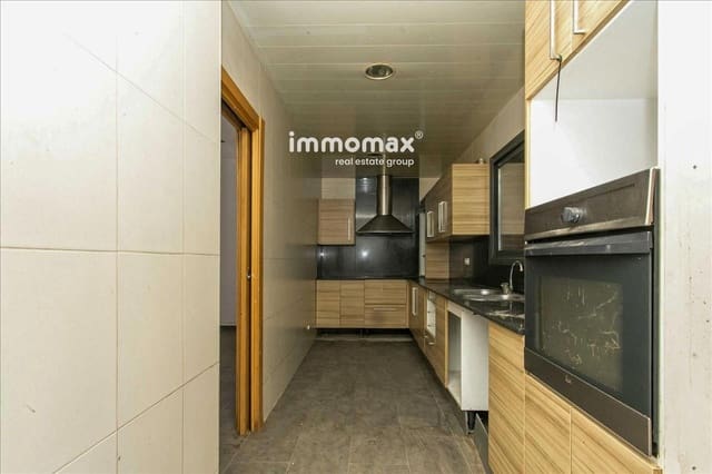 3 soveværelse Villa til salg i El Pont de Vilomara i Rocafort med garage - € 175.000 (Ref: 10167109)
