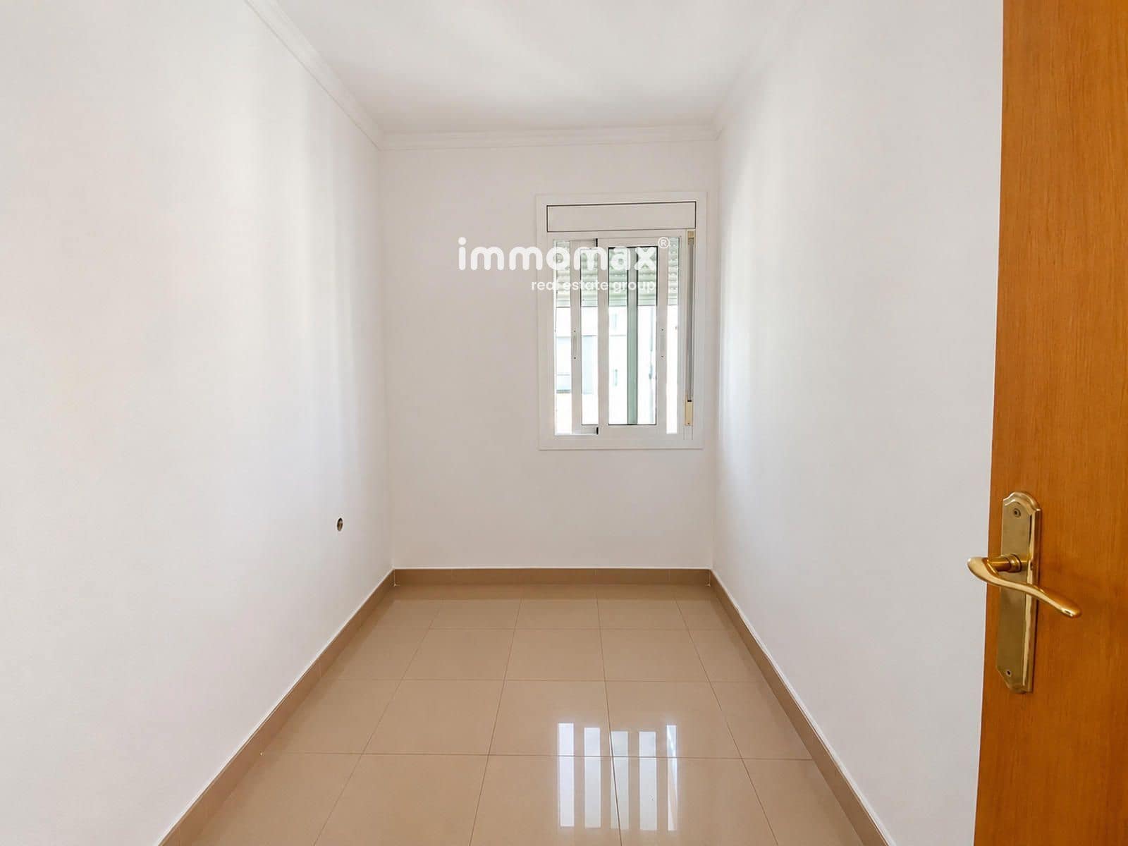 4 quarto Apartamento para venda em L'Hospitalet de Llobregat - 435 000 € (Ref: 10167926)