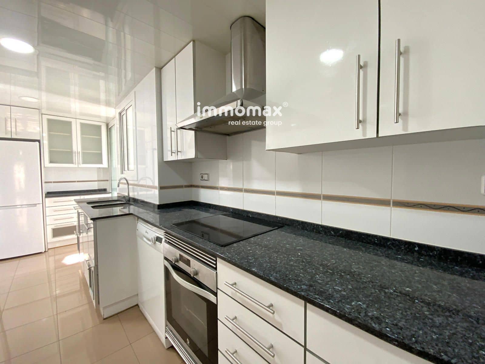 4 quarto Apartamento para venda em L'Hospitalet de Llobregat - 435 000 € (Ref: 10167926)