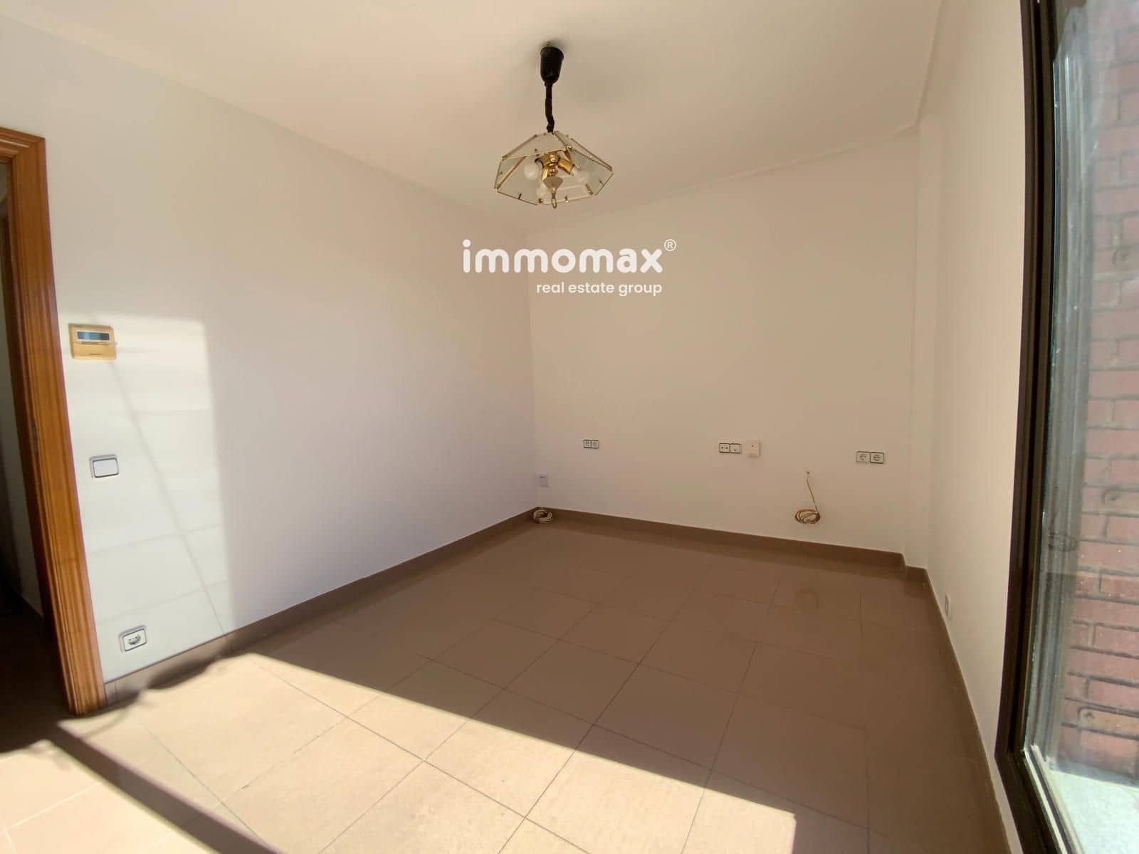 4 quarto Apartamento para venda em L'Hospitalet de Llobregat - 435 000 € (Ref: 10167926)