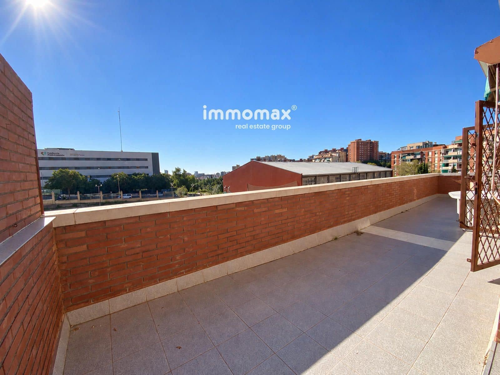 4 quarto Apartamento para venda em L'Hospitalet de Llobregat - 435 000 € (Ref: 10167926)