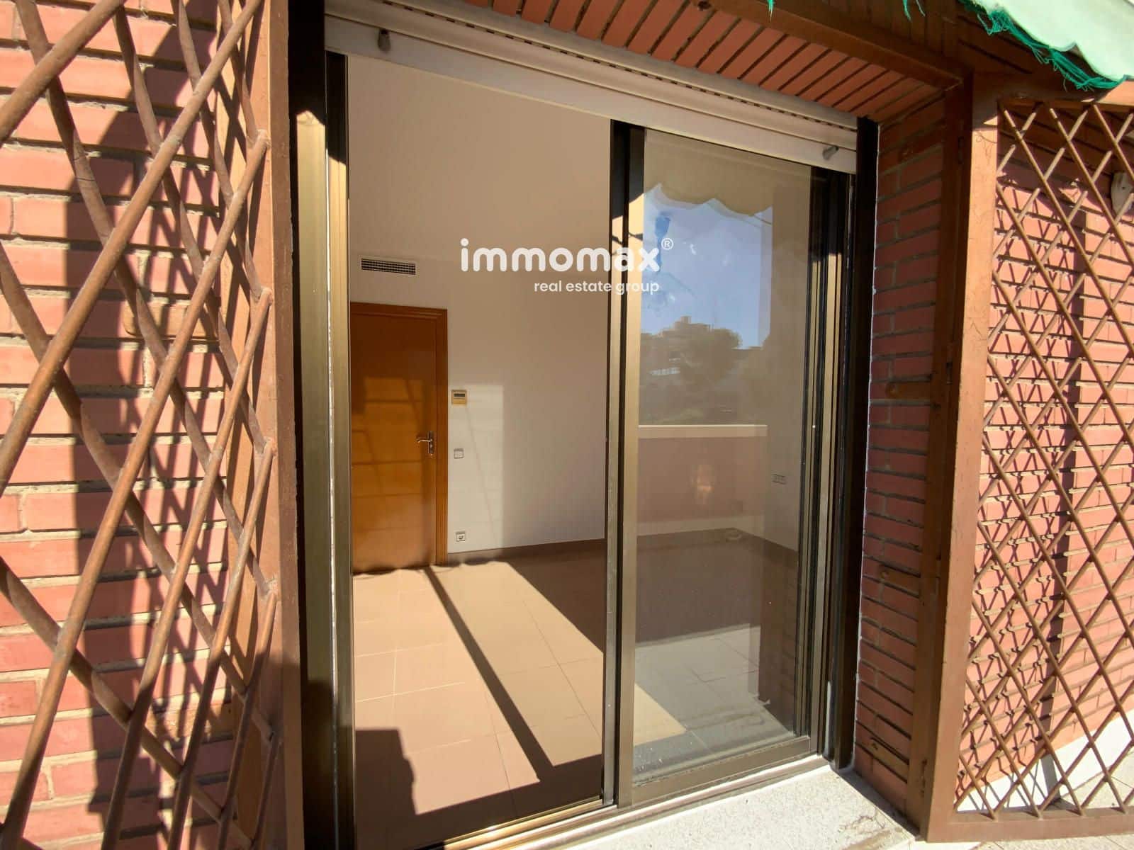 4 quarto Apartamento para venda em L'Hospitalet de Llobregat - 435 000 € (Ref: 10167926)