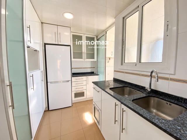 4 quarto Apartamento para venda em L'Hospitalet de Llobregat - 435 000 € (Ref: 10167926)