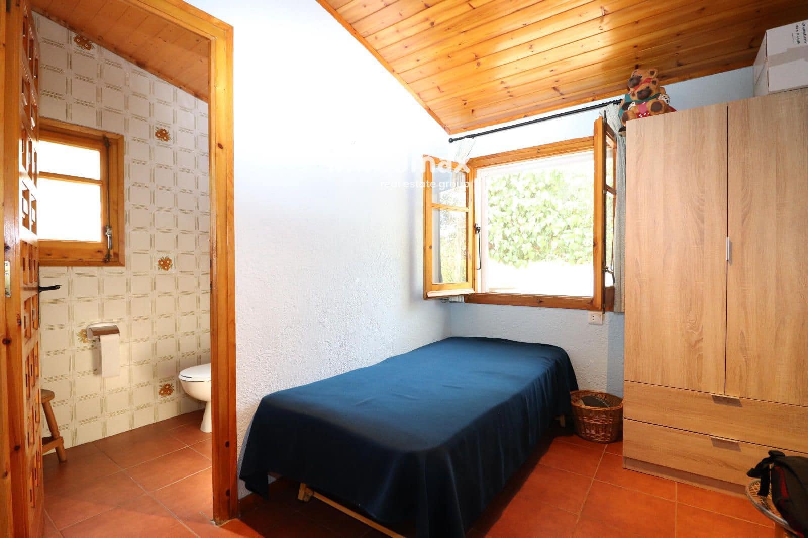 5 sypialnia Willa na sprzedaż w Vallgorguina z garażem - 379 000 € (Ref: 10172316)