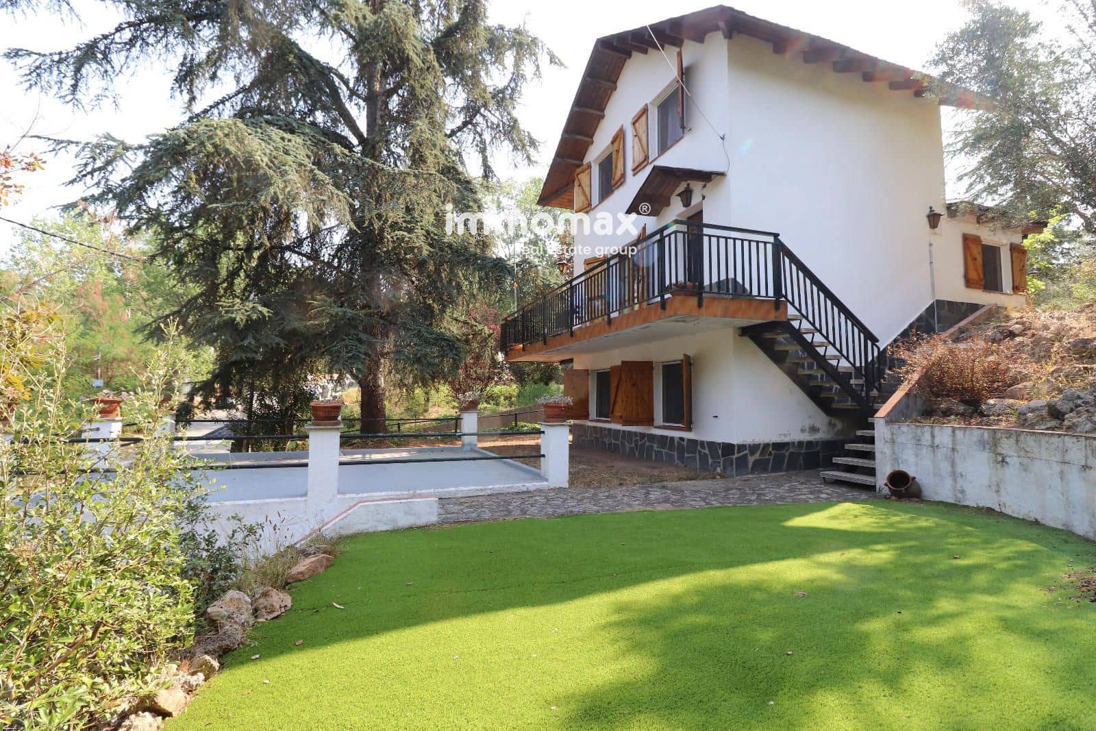 5 sypialnia Willa na sprzedaż w Vallgorguina z garażem - 379 000 € (Ref: 10172316)