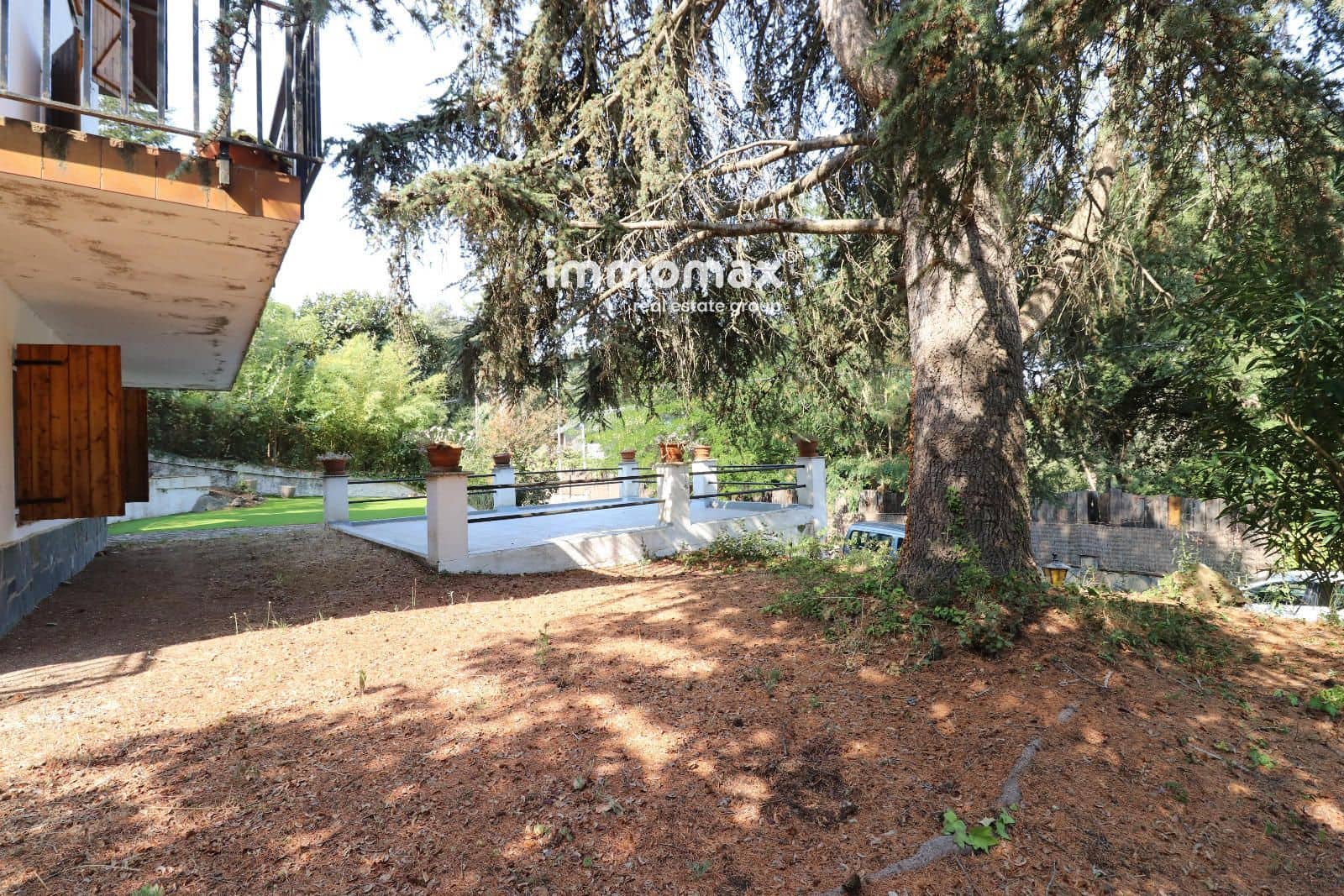 5 sypialnia Willa na sprzedaż w Vallgorguina z garażem - 379 000 € (Ref: 10172316)