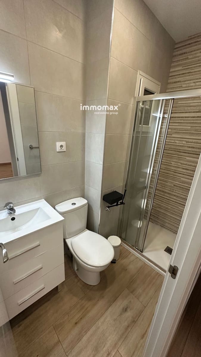 3 soveværelse Lejlighed til salg i Barcelona by - € 390.000 (Ref: 10175487)